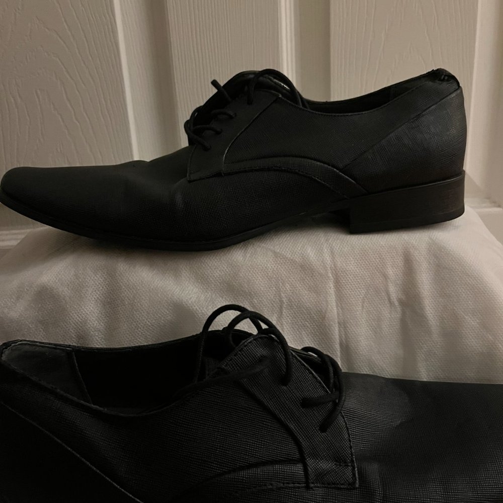 EUC Calvin Klein Men's Brodie Oxford Shoe (11)-$25 for 2 | Shoe Sale Promo